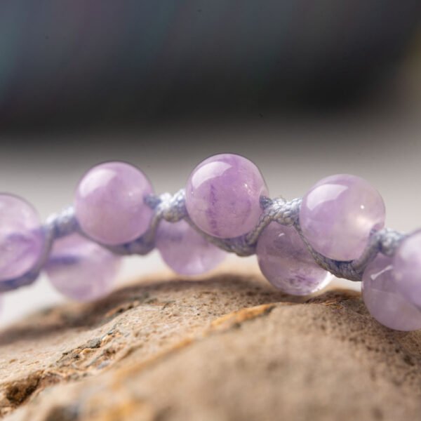 Lavender Amethyst Gemstone Beaded Bracelet - Image 6